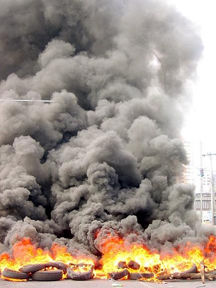 humo en protesta de tripulantes