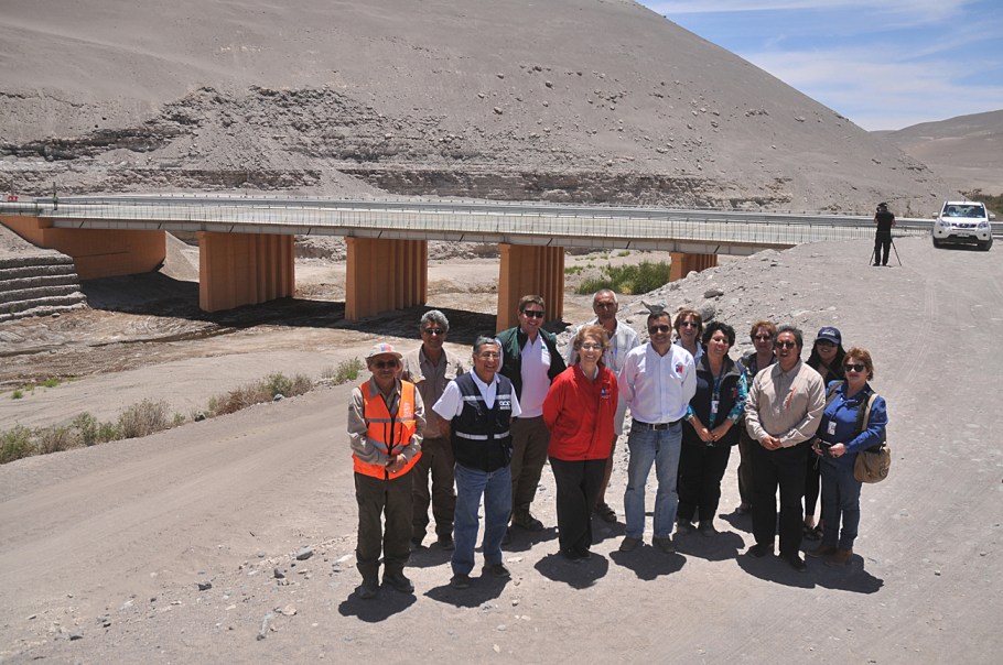 Inauguraron obras de ensanche del puente de Tana