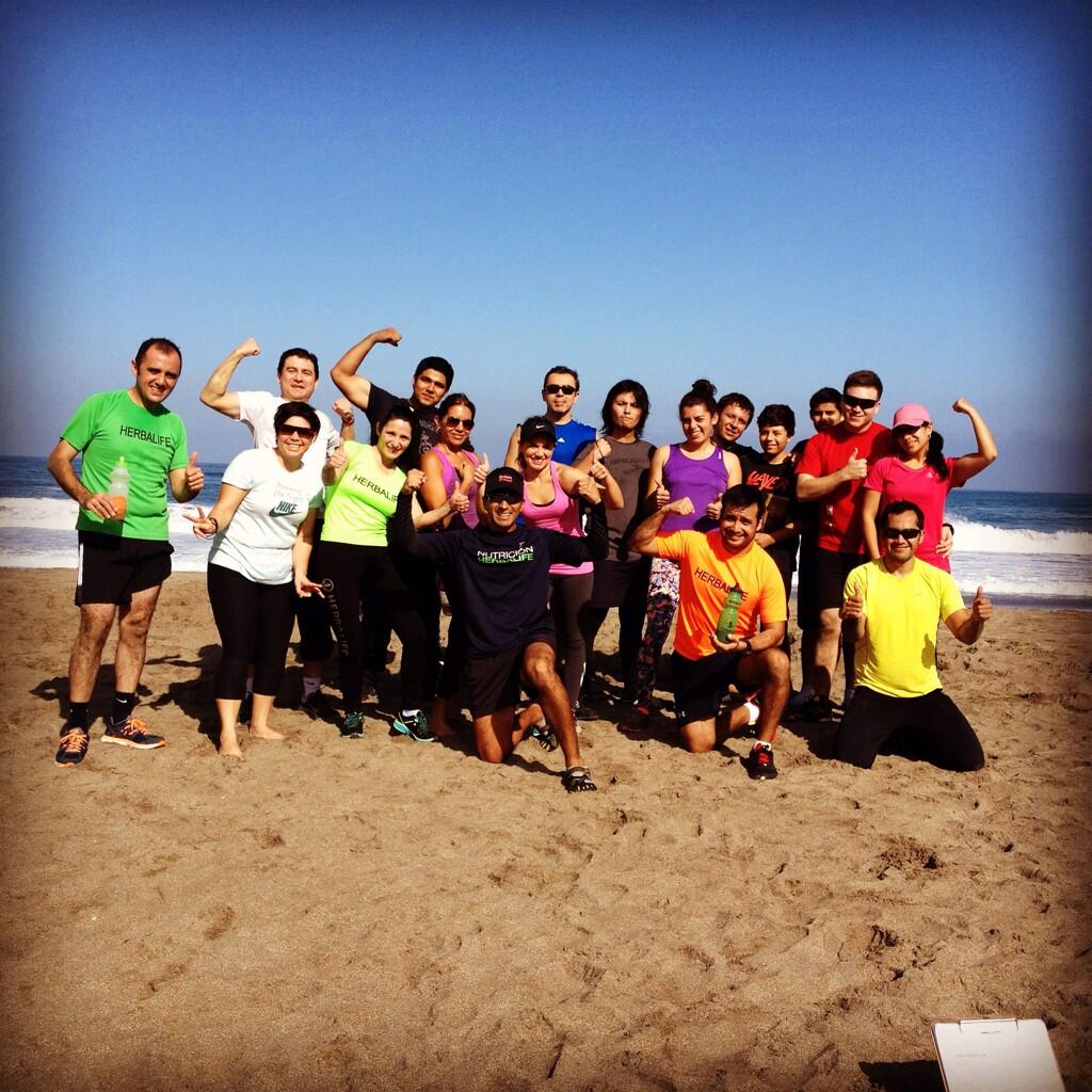 Br4ASiIIAAAn-IJ.jpg-large